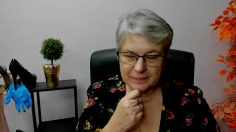 I R I S online show from January 13, 2025, 1:49 pm