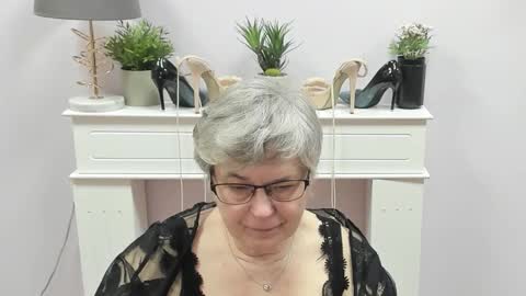 I R I S online show from February 17, 2026, 7:16 am