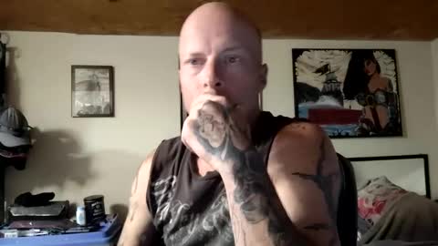 irish_cock_1988 online show from October 6, 2025, 10:29 pm