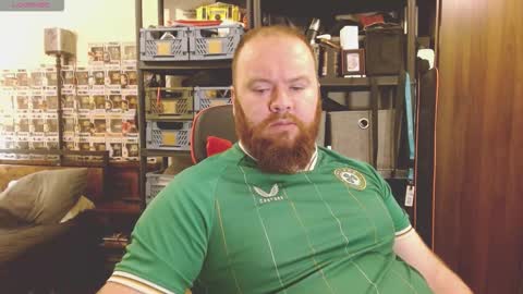 twitter theirishman205 online show from October 4, 2025, 11:36 pm