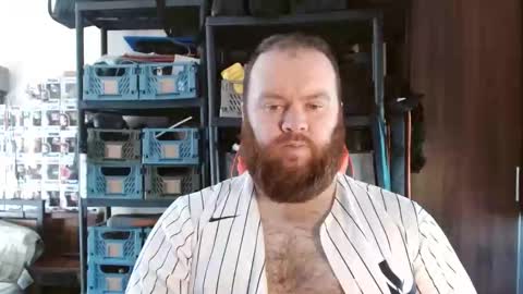 twitter theirishman205 online show from February 8, 2026, 12:19 pm