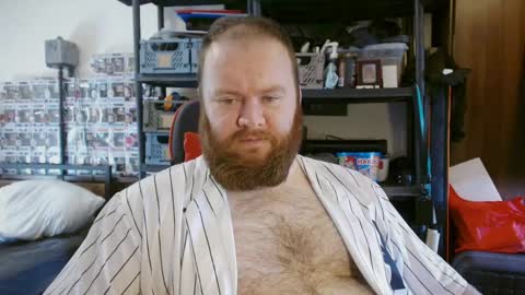 Snapshot of irishdaddy24 chatting on April 8, 2026, 11:32 am twitter theirishman205 online show from April 8, 2026, 11:32 am