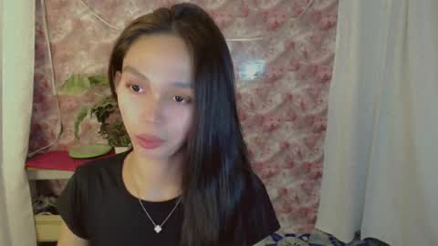 IRISH AND TRIXIE online show from June 25, 2026, 9:52 pm