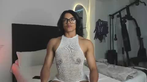 irismuscle online show from July 16, 2026, 7:09 pm