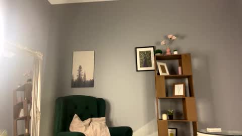 Snapshot of irisreynolds chatting on January 25, 2025, 12:06 am Maria online show from January 25, 2025, 12:06 am