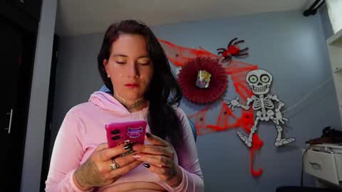 iriss_cardenas online show from October 28, 2025, 11:25 am