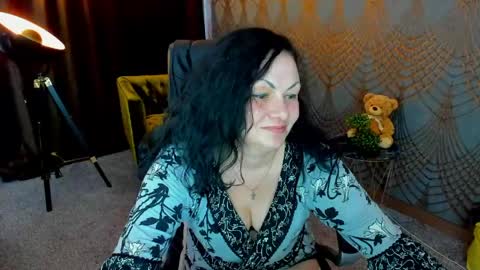 Iris online show from June 3, 2026, 2:33 pm