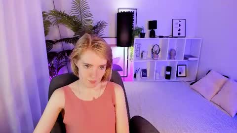 Snapshot of irmaronn chatting on July 19, 2026, 8:29 am Irma online show from July 19, 2026, 8:29 am