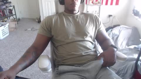 Chi online show from February 17, 2026, 8:04 pm