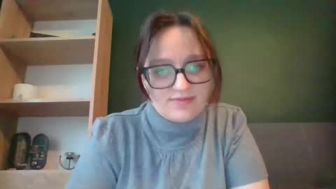 Paris online show from April 13, 2026, 5:35 am