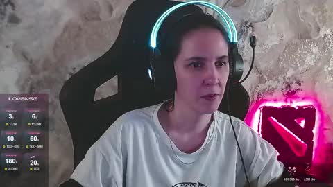 Snapshot of irwi_tomboy chatting on May 9, 2026, 1:05 pm Irwi Tomboy online show from May 9, 2026, 1:05 pm