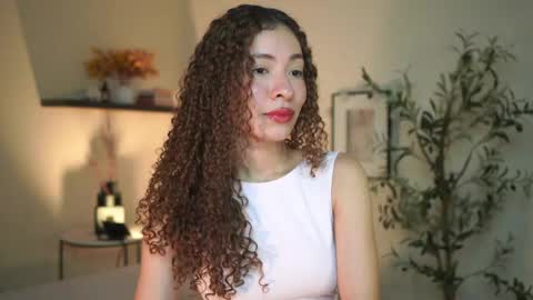 Snapshot of isa_____ chatting on June 6, 2026, 12:21 pm isa_____ online show from June 6, 2026, 12:21 pm
