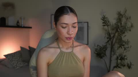 Snapshot of isa_____ chatting on July 25, 2026, 1:25 am isa_____ online show from July 25, 2026, 1:25 am