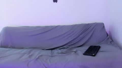 isa__sweet_ online show from June 24, 2026, 4:55 am