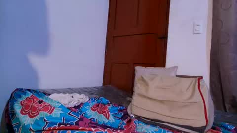 isa__sweet_ online show from June 29, 2026, 10:15 am