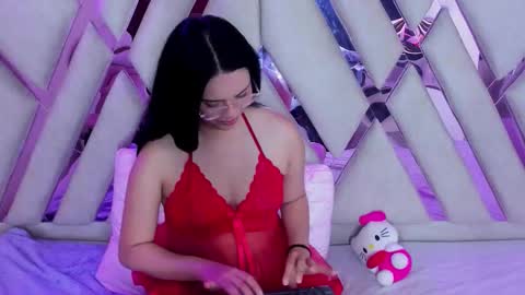 Isa online show from March 26, 2026, 2:39 am