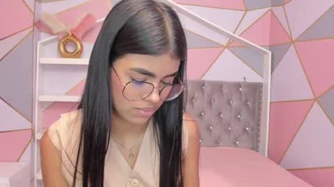    online show from February 11, 2025, 10:39 pm