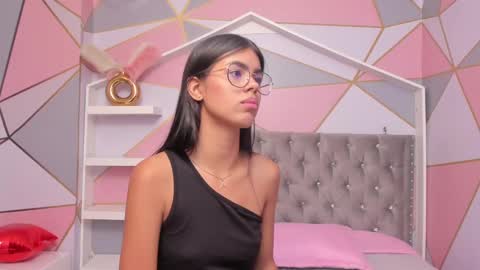    online show from February 15, 2025, 8:33 pm