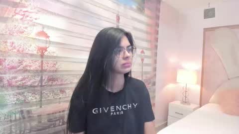    online show from September 9, 2025, 10:26 am