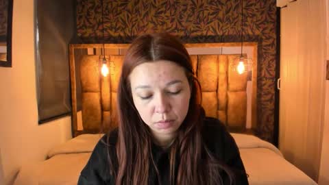  I S A  online show from December 21, 2025, 12:12 pm