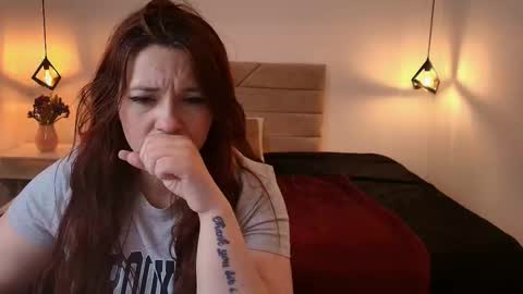  I S A  online show from February 4, 2026, 11:42 pm