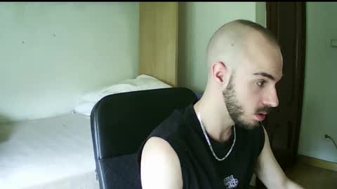 Isaac99c online show from September 19, 2025, 12:17 pm