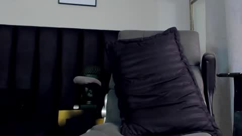 Snapshot of isaac_cryston chatting on March 2, 2025, 10:38 pm isaac_cryston online show from March 2, 2025, 10:38 pm
