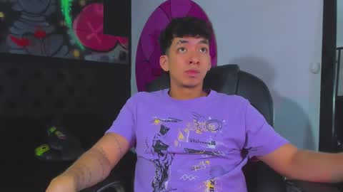 Snapshot of isaac_cryston chatting on September 26, 2025, 8:13 pm isaac_cryston online show from September 26, 2025, 8:13 pm