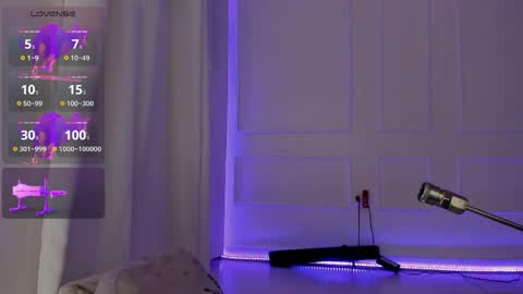 isaac online show from May 19, 2026, 8:59 pm