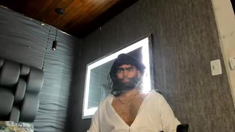 Isaac FVercettis online show from January 16, 2026, 9:35 am