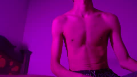 isaac online show from February 11, 2025, 4:22 am