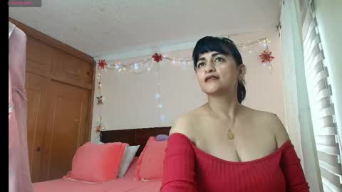 Snapshot of isabeel_sofia01 chatting on May 22, 2026, 2:01 pm Isabeel Sofia online show from May 22, 2026, 2:01 pm