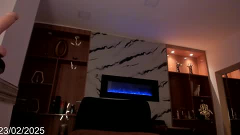 Isabel online show from February 23, 2025, 9:22 am