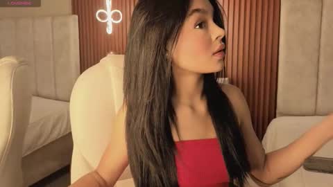 isabela  online show from March 6, 2026, 12:01 pm