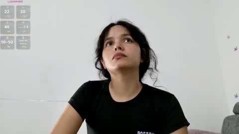 Snapshot of isabela_cuteass chatting on June 11, 2026, 12:32 am isabela online show from June 11, 2026, 12:32 am