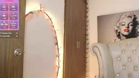 Snapshot of isabelhot1 chatting on May 29, 2026, 7:12 pm Isabel online show from May 29, 2026, 7:12 pm