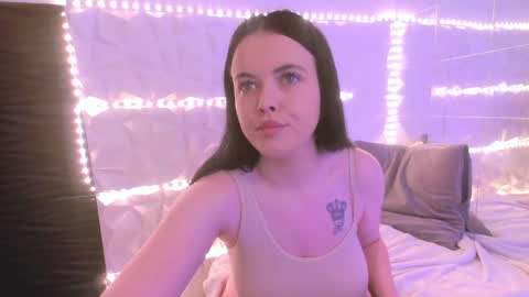 Snapshot of isabell3_ chatting on May 9, 2026, 5:45 am Isabelle online show from May 9, 2026, 5:45 am