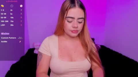 Snapshot of isabella_arias1 chatting on September 9, 2025, 11:04 pm Isabella Arias online show from September 9, 2025, 11:04 pm