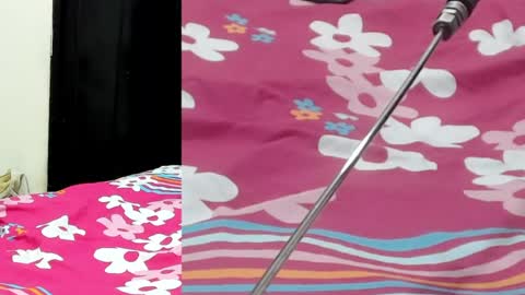 isabella_castro2 online show from April 19, 2026, 3:17 am