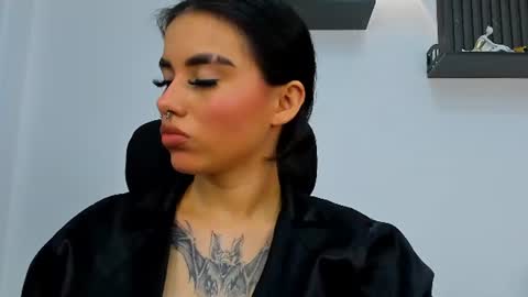 Snapshot of isabella_hv chatting on July 19, 2026, 2:04 am ISABELLA online show from July 19, 2026, 2:04 am