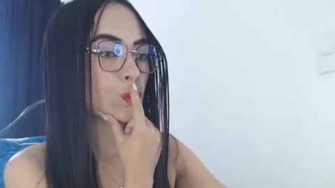 Snapshot of isabella_piercee chatting on June 22, 2026, 7:33 pm isabella_piercee online show from June 22, 2026, 7:33 pm