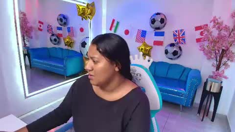 Snapshot of isabella_rows chatting on June 16, 2026, 7:38 pm Isabella online show from June 16, 2026, 7:38 pm