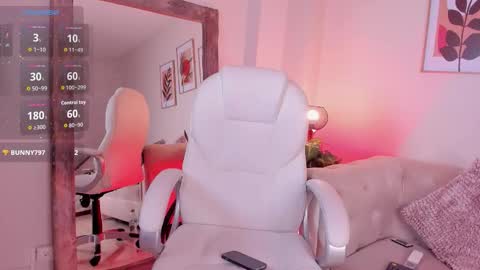 Snapshot of isabella_winkler chatting on November 24, 2025, 6:40 pm isabella_winkler online show from November 24, 2025, 6:40 pm