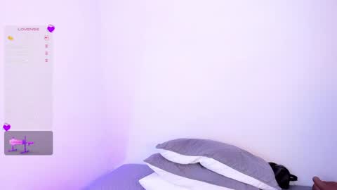isabellaa_1 online show from June 11, 2026, 1:49 am