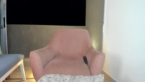 ISABEL online show from October 15, 2025, 6:35 am