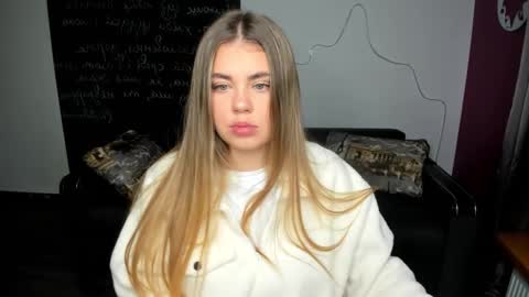 isabellabler online show from October 20, 2025, 5:52 am