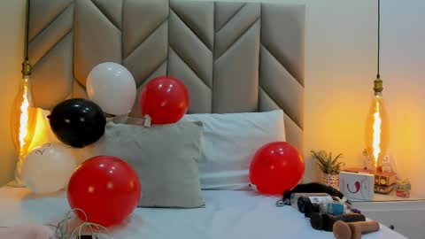 Snapshot of isabellafoox chatting on May 10, 2026, 2:33 pm isabellafoox online show from May 10, 2026, 2:33 pm