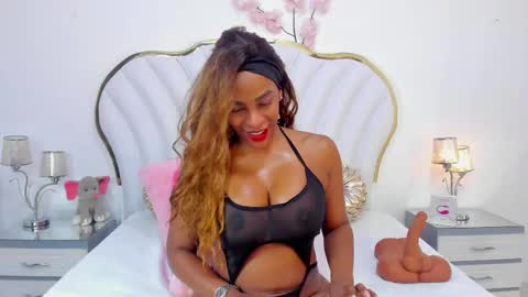 Isabella  online show from February 22, 2025, 2:30 pm