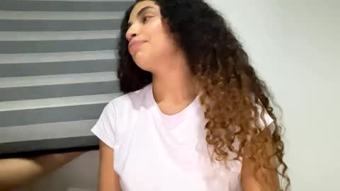 Isabella.. back again  online show from December 17, 2024, 12:01 am