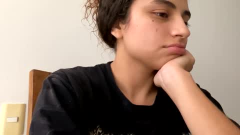 Isabella.. back again  online show from January 13, 2025, 10:35 pm